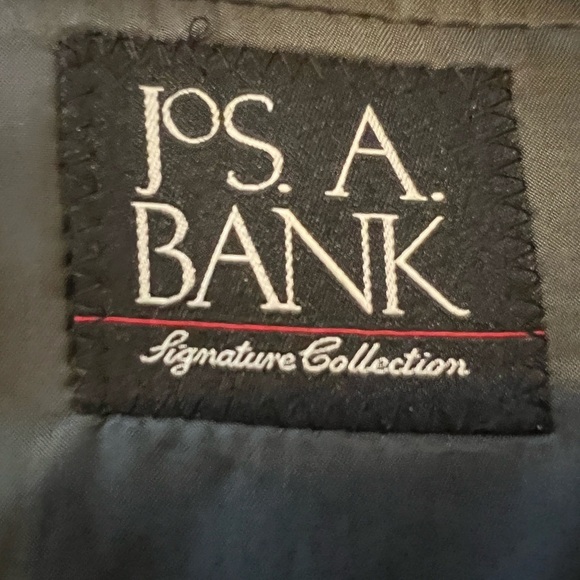 Jos A. Bank Men's Gray Suit - Picture 4 of 7